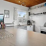 בית נופש Bondi - 150m From The Sea By Interhome Åkirkeby