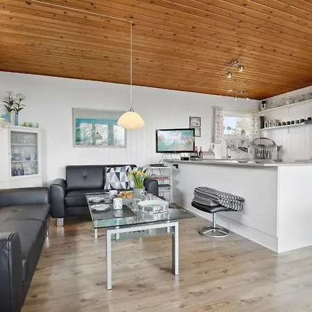Bondi - 150m From The Sea By Interhome