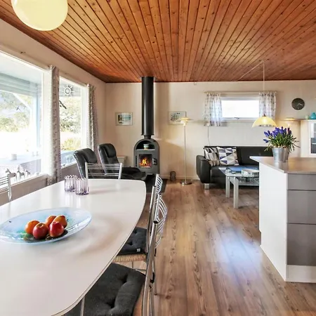 Bondi - 150m From The Sea By Interhome Åkirkeby